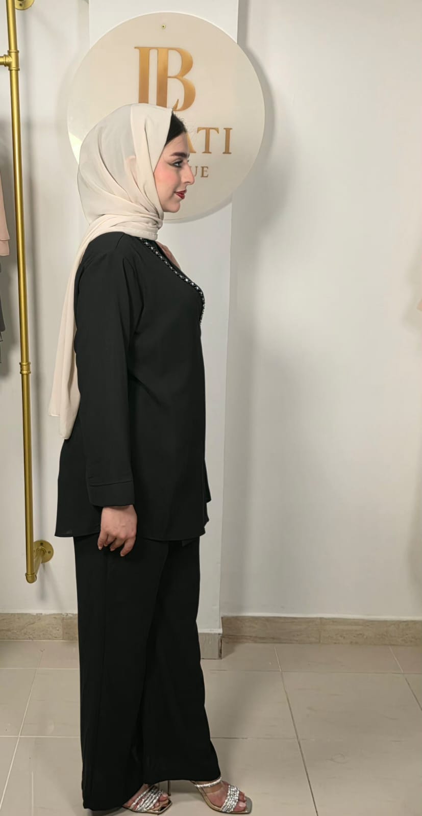 Elegant Modest Ensemble Set