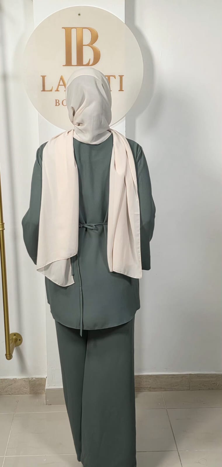 Elegant Modest Ensemble Set