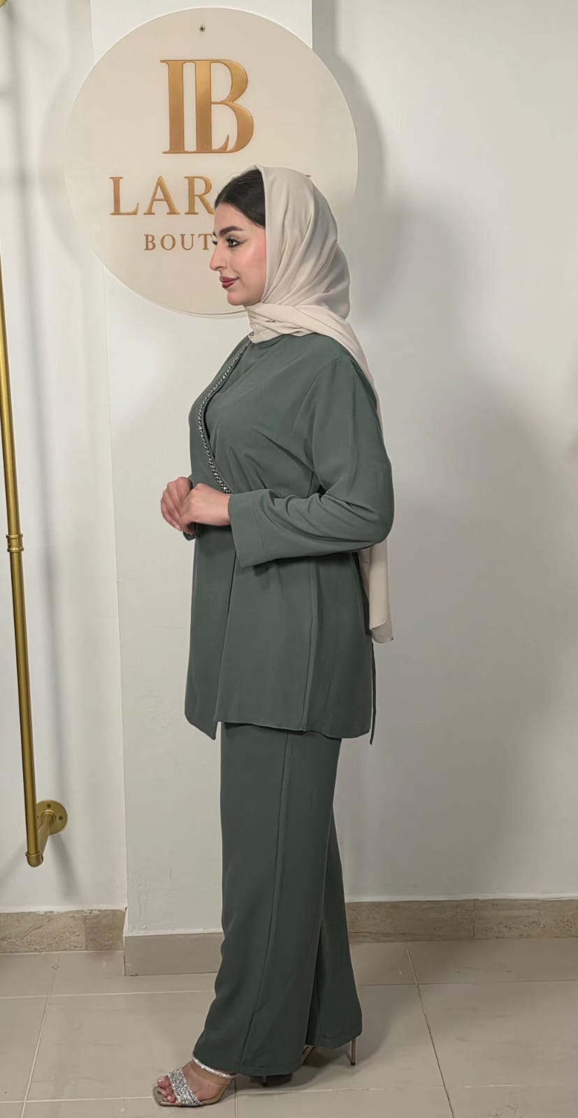 Elegant Modest Ensemble Set